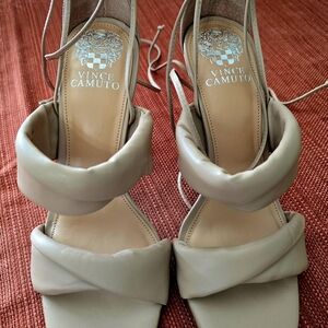 Vince Camuto Women's Cream Heeled Sandals